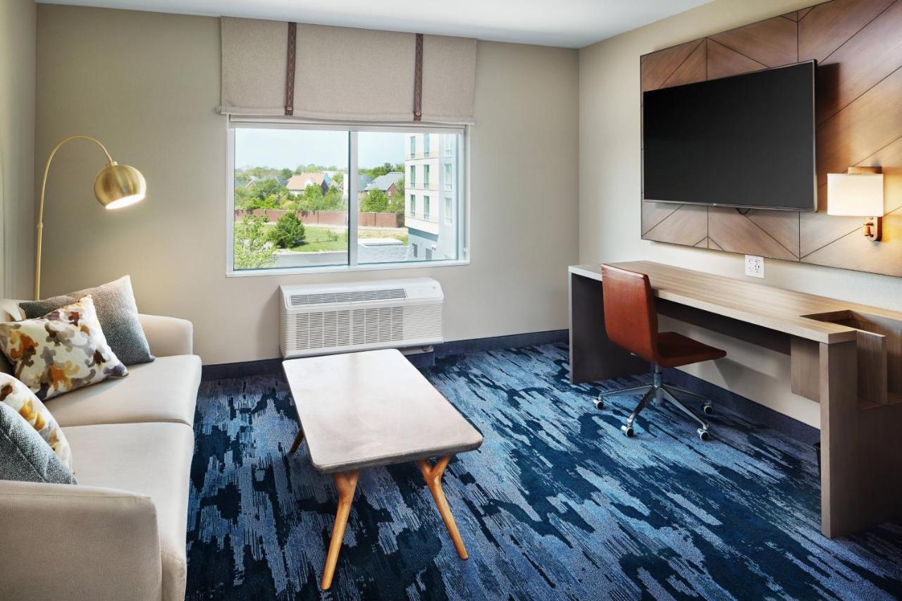 Fairfield & By Marriott Northeast Hotel Louisville